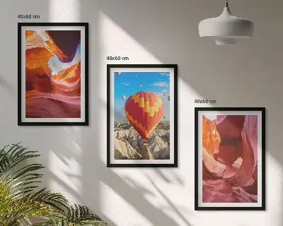 Keretezett kép szett hálószobába sivatagi szurdokok és hőlégballon mintával