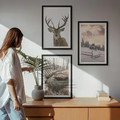 Keretezett képszett hálószobába téli táj és szarvasbőgés mintával