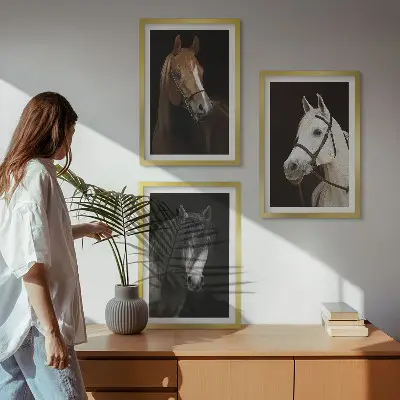 Keretezett képszett hálószobába lovak portréi a bunda árnyalataiban