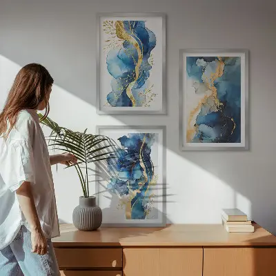 Kék absztrakt mintás keretezett képszett hálószobába 