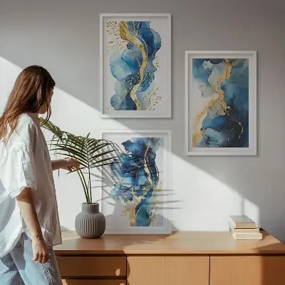 Kék absztrakt mintás keretezett képszett hálószobába 