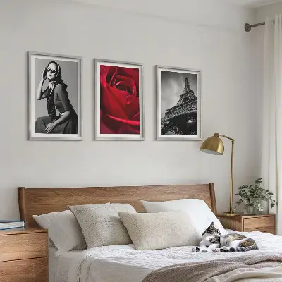 Párizsi hölgy Eiffel-szemüveggel falikép szett keretezett kivitelben hálószobába