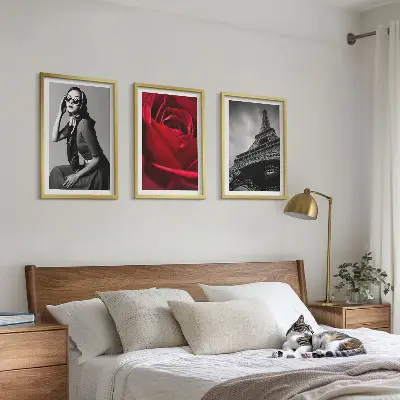 Párizsi hölgy Eiffel-szemüveggel falikép szett keretezett kivitelben hálószobába