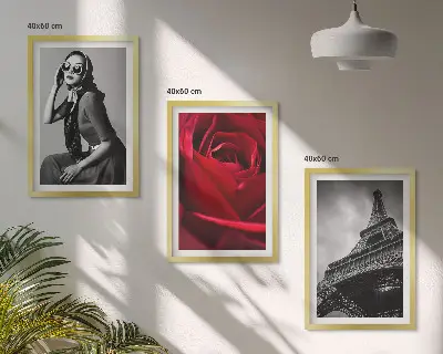Párizsi hölgy Eiffel-szemüveggel falikép szett keretezett kivitelben hálószobába
