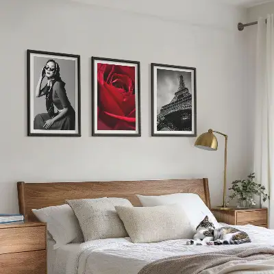 Párizsi hölgy Eiffel-szemüveggel falikép szett keretezett kivitelben hálószobába