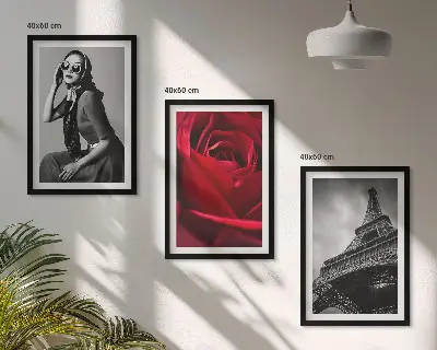 Párizsi hölgy Eiffel-szemüveggel falikép szett keretezett kivitelben hálószobába