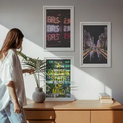 Neonreklámok folyó az éjszakában kép szett hálószobába keretezett kivitel