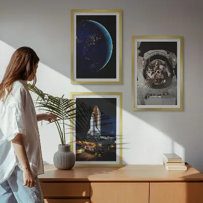 Keretezett kép szett hálószobába űr, Föld, űrhajós és rakéta mintával