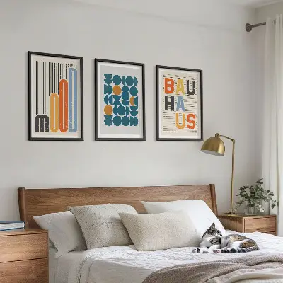 Keretezett képszett hálószobába bauhaus geometrikus mintákkal