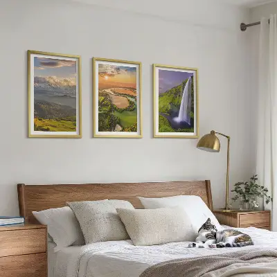Hegyi folyók és vízesések mintájú kép keretezett szett hálószobába
