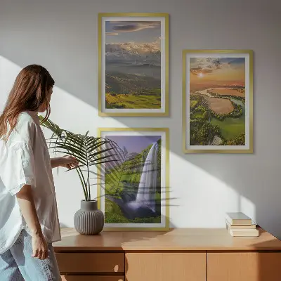 Hegyi folyók és vízesések mintájú kép keretezett szett hálószobába