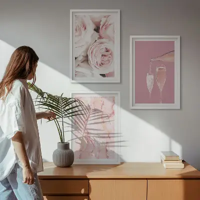 Keretezett képszett hálószobába pezsgőrózsák márvány háttérrel