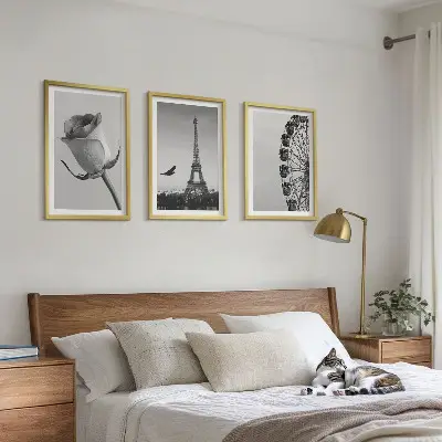 Rózsaszín Eiffel-torony és óriáskerék mintás falikép keretezett szett hálószobába