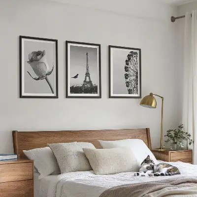 Rózsaszín Eiffel-torony és óriáskerék mintás falikép keretezett szett hálószobába