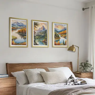 Hegyi tájak folyóval keretezett képszett hálószobába