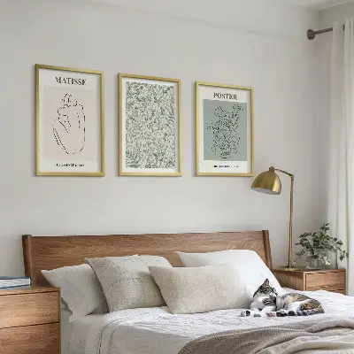 Fali dekorációs képkészlet vonalakkal és növényi mintákkal díszített minimalista stílusban