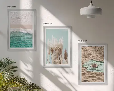 Strandhullámos fűkalap keretezett képszett hálószobába