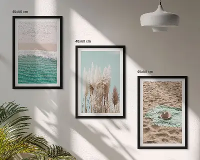 Strandhullámos fűkalap keretezett képszett hálószobába