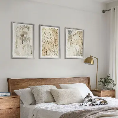 Keretezett képszett hálószobába absztrakt mintás bézs és szürke kivitelben
