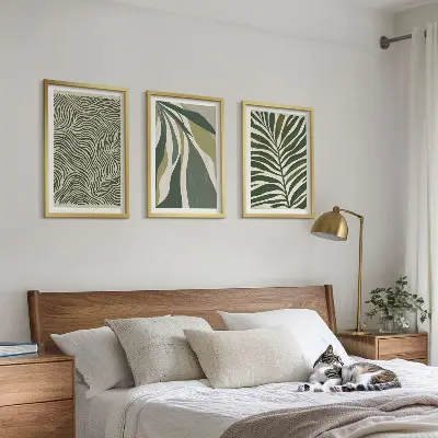 Keretezett képszett hálószobába hullámos zöld levél mintával