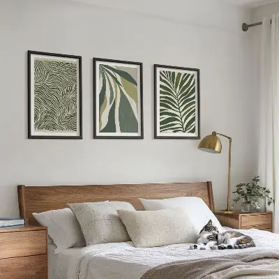 Keretezett képszett hálószobába hullámos zöld levél mintával