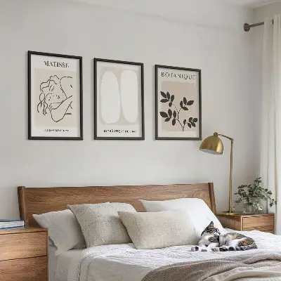 Keretezett képszett hálószobába Matisse stílusú növényábrázolásokkal