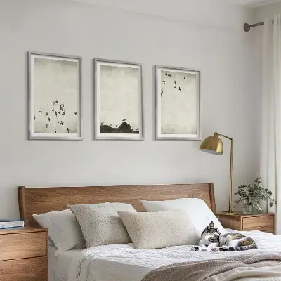 Keretezett képszett hálószobába minimalista stílusú madarak repülés közben