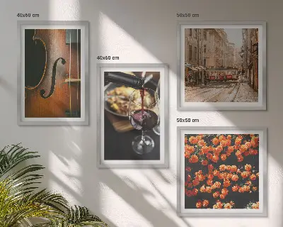 Keretezett poliptichon vintage virágok, utca, bor és hegedű mintával