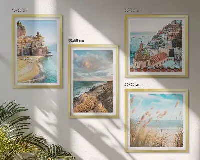 Keretezett poliptichon tájak, strand, város és sziklák mintával
