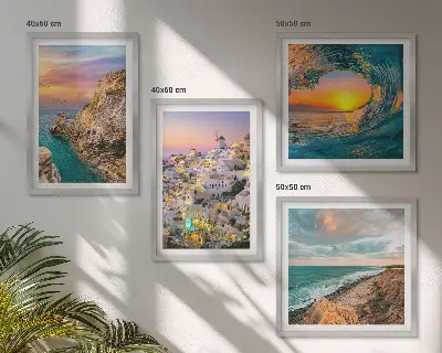 Keretezett poliptichon tengeri hullámok és fehér házak Santorini látképével