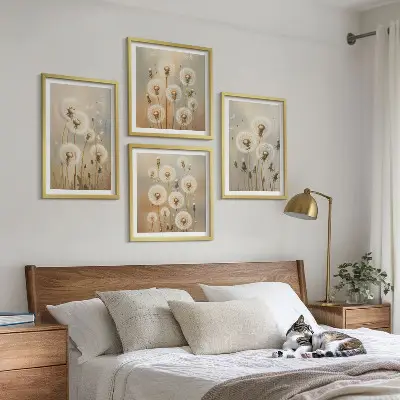 Fehér pitypang világos háttér előtt keretezett poliptichon