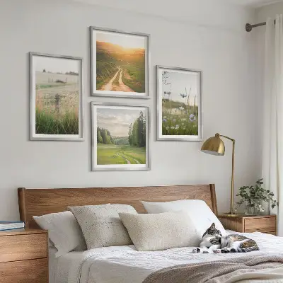 Keretezett poliptichon természetes táj mező és nap motívummal