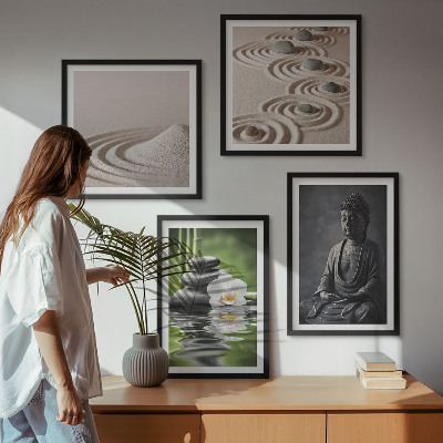 Keretezett poliptichon Pihenő Buddha a tengerparton