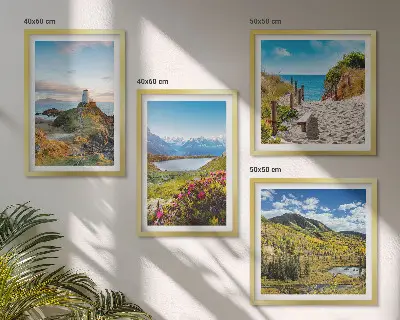 Keretezett poliptichon strand, világítótorony, hegyek, rétek és virágok minta