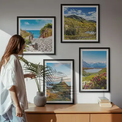 Keretezett poliptichon strand, világítótorony, hegyek, rétek és virágok minta
