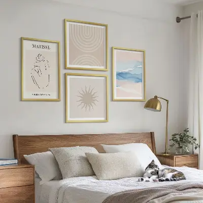 Keretezett poliptichon pasztell vonalak és minimalista hullámok mintával