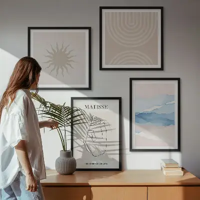 Keretezett poliptichon pasztell vonalak és minimalista hullámok mintával
