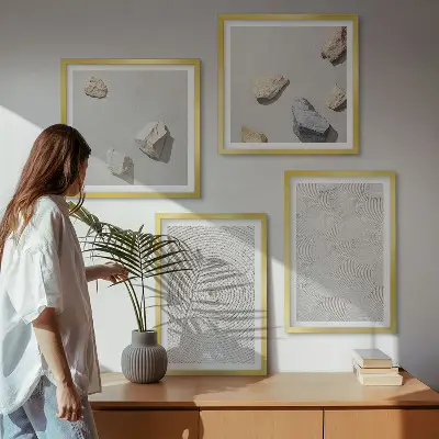 Keretezett poliptichon geometrikus karton kövek mintával