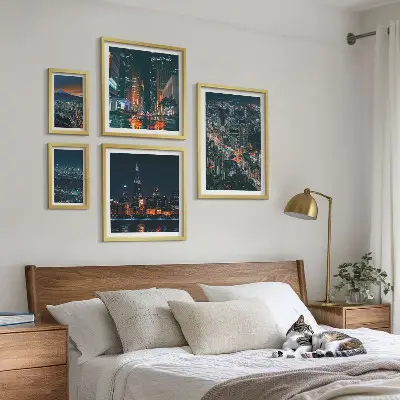 Modern városok éjszakai látképe prémium keretezett képválogatás