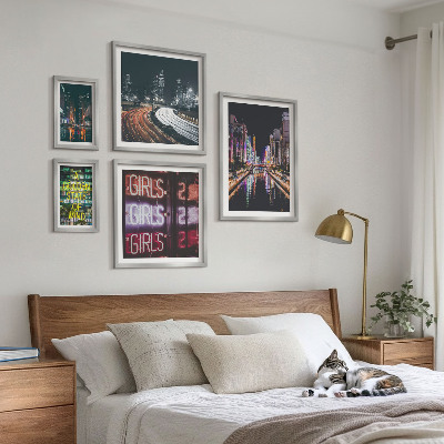 Prémium keretezett kép válogatás Modern város éjszaka neonfényben