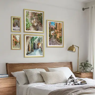 Bájos utcák virágokkal képkészlet nappaliba