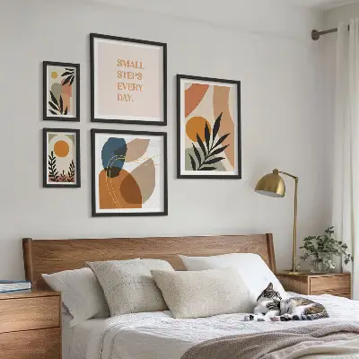 Képkészlet nappaliba stílusos absztrakt növényi grafikával