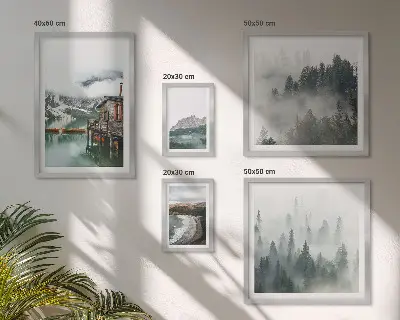 Dekorációs képkészlet nappaliba hegyi tájakat, házikókat és vizet ábrázoló mintával