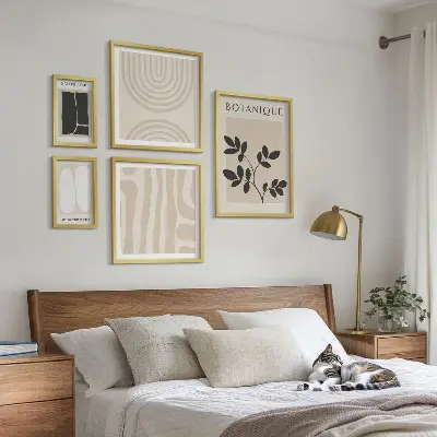 Dekorációs képkészlet nappaliba stílusos növényi grafikával