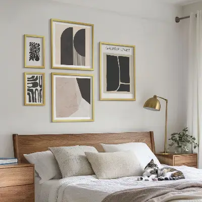 Prémium keretezett képválogatás stílusos minimalista grafikával