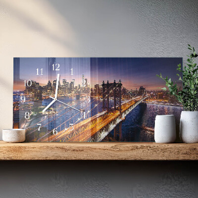 Négyszögletes üvegóra vízszintesen New York