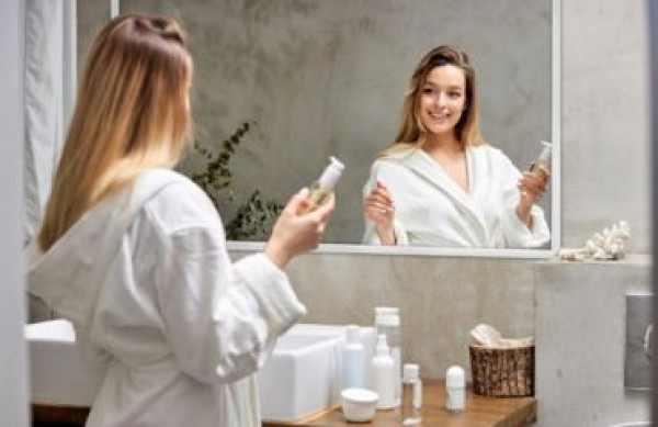 Melyik tükör a fürdőszobába? Gyakorlati tippek és inspirációk